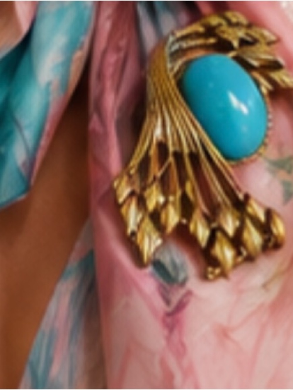 Vintage Gold Turquoise Brooch | Statement piece